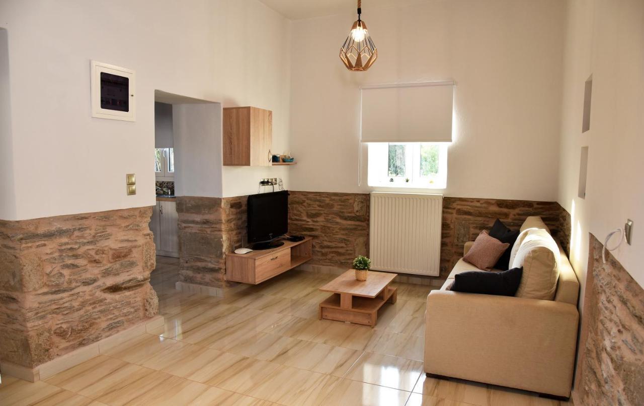 Kampos Family Garden Villa Batsi  Exterior photo